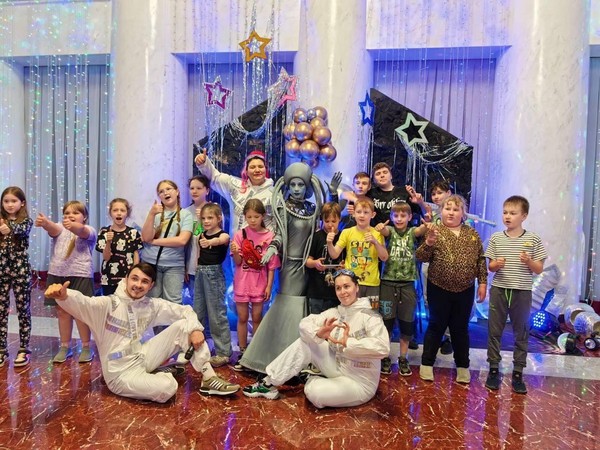 Праздничная программа «Поехали!»