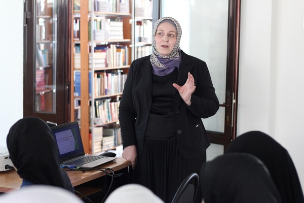 Тематическая беседа «Великий ученый и врач»