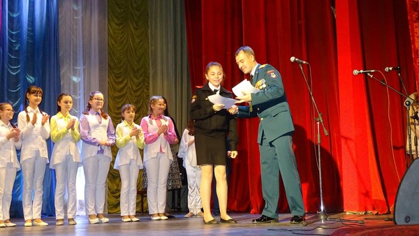Городской вокальный онлайн- конкурс «Кто сказал, что надо бросить песню на войне!»