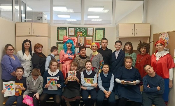 «Улыбка и смех – это радость для всех!»: театрализованное развлечение