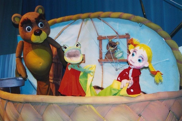 Спектакль «Машенька и Медведь»