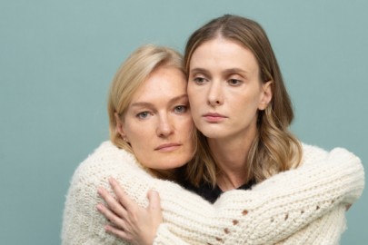 Оскар и Розовая дама в ролях: В. Толстоганова и С. Иванова