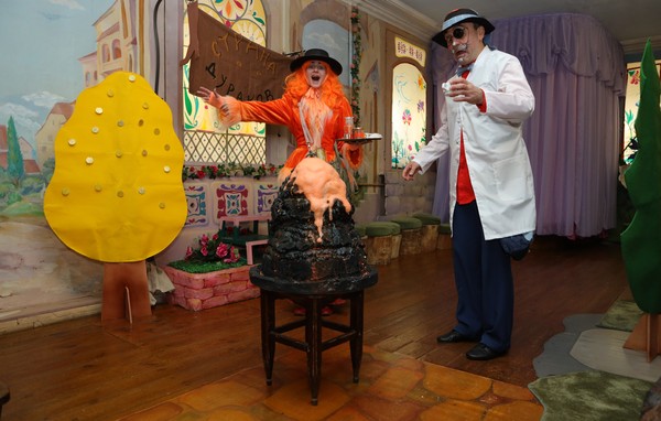 Знаний много — широка дорога