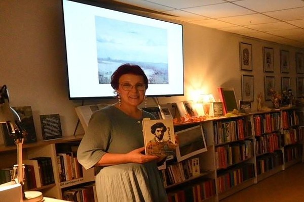 Ламповый вечер «Боль пройдёт, а красота останется»