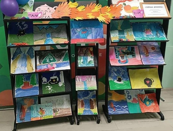 Загадки космоса выставка изобразительного искусства, посвящённая Дню космонавтики