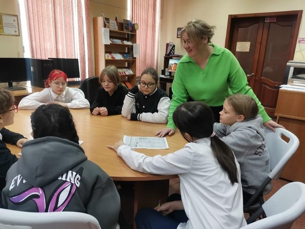 Познавательно-игровая программа «Как здорово быть здоровым»