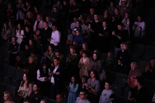 Спектакль «ЕСЕНИН. «Хулиган»