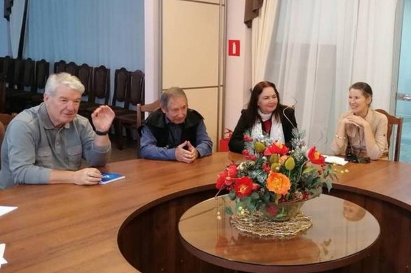 Заседание литературной студии «Тамариск»