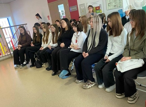 Телемост с космонавтом Олегом Артемьевым