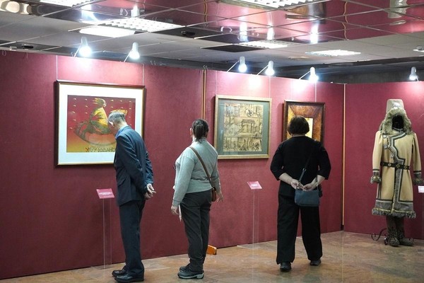 Экскурсия по выставке «Театрология Саха»