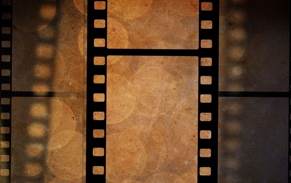 Концерт по страницам советского кино «Босиком по кинопленке»