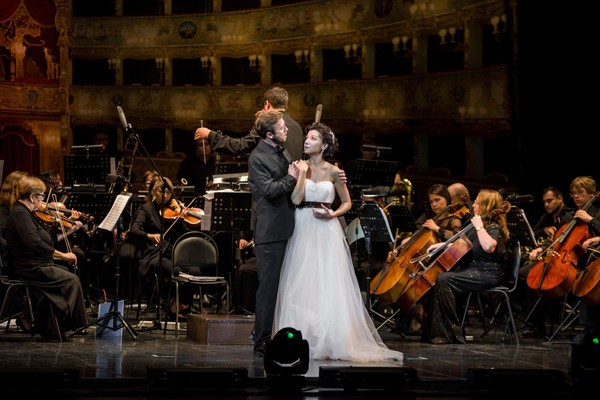 Концерт «Романс – мелодии любви, весны и сердца»