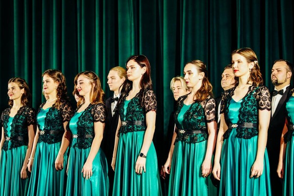 Концерт «Если в сердце поет весна»