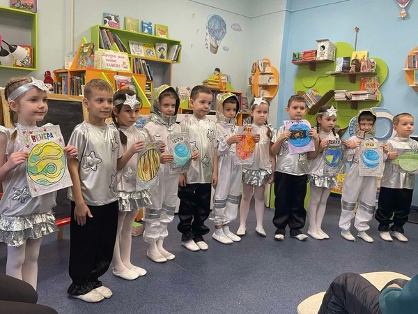 «Космическое путешествие»: программа мероприятий, приуроченная ко Дню космонавтики