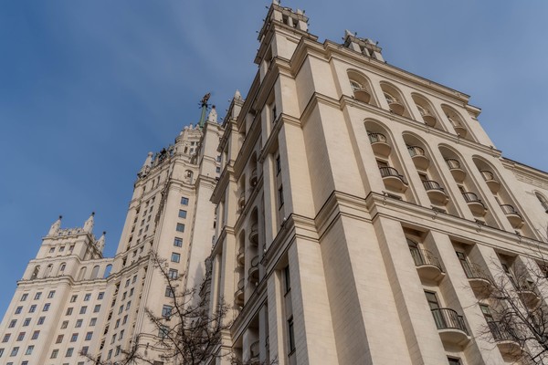 Высотка на Котельнической набережной