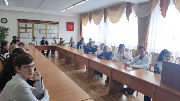 Познавательная программа «Война через искусство»