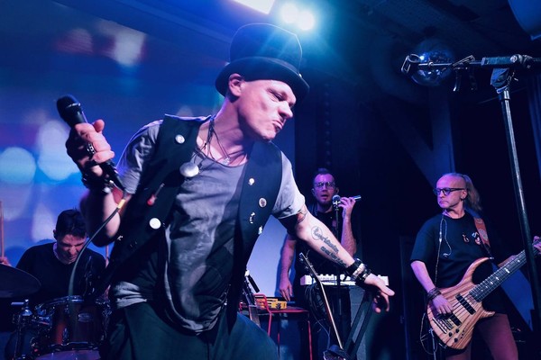 Павел Майков и Магрит