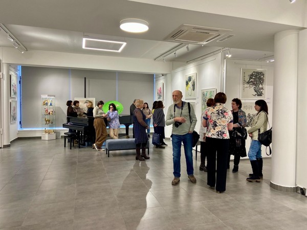 Выставка «Диалог культур: путь к единству»