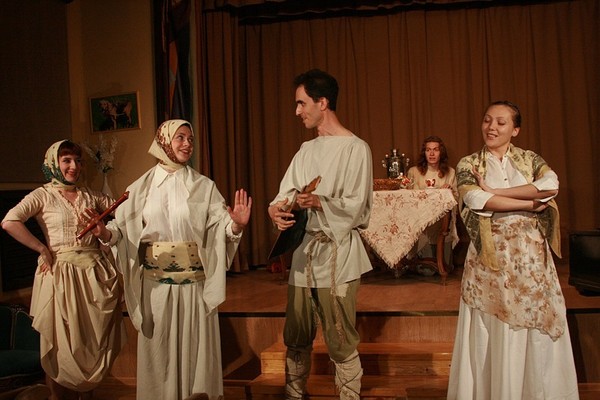 Спектакль «А чой-то ты во фраке?»