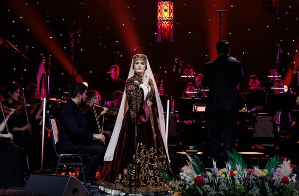 Зарина Алтынбаева. Жер-Ана тынысы