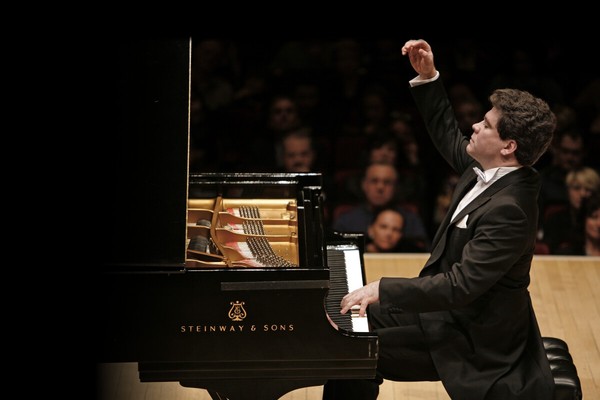 Денис Мацуев представляет. Вечер фортепианной музыки