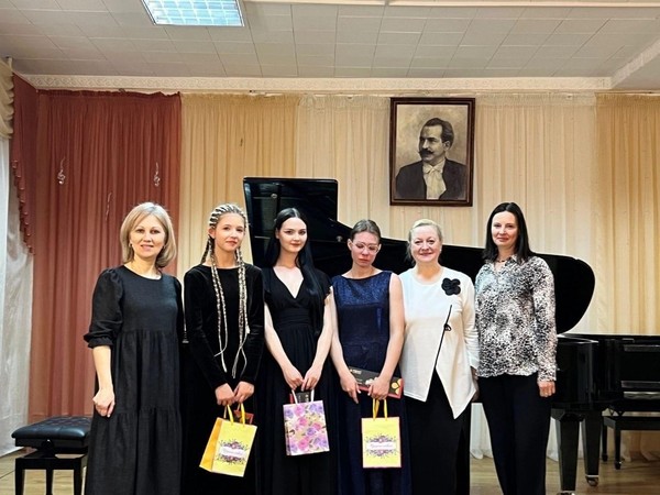 Концерт студентов ЯМУ (колледж) им. Л. В. Собинова, класса Пушкиной Н. А