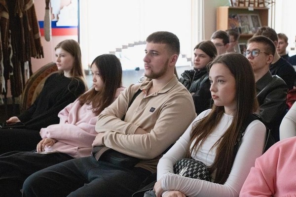 Телемост «Тот, кто с миром вровень»