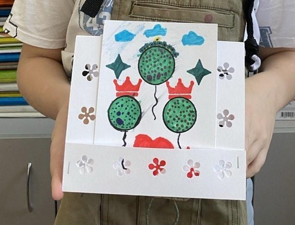 Виртуальная выставка «Подарок для мамы»