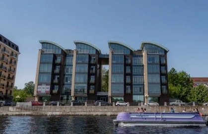 Современный Петербург – на катере по рекам Петроградской стороны с выходом в Финский залив