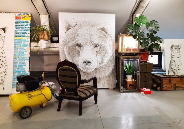 В гости к художнику: прогулка по личной галерее мастерской