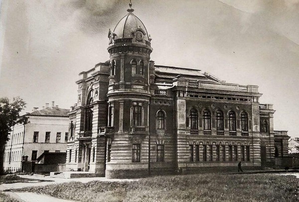 Лекция «Музей, переживший войну: страницы истории 1941–1945 годов»