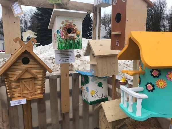 Выставка творческих работ Городского конкурса скворечников «Весенний перезвон 2026»