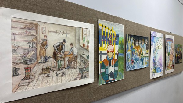 Выставка «Первомайский вернисаж»