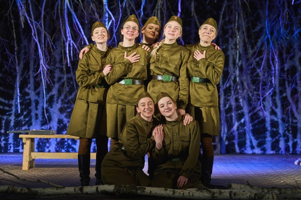 Спектакль «А зори здесь тихие...»