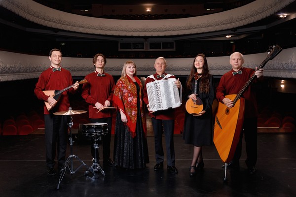 Стояли как солдаты, города-герои