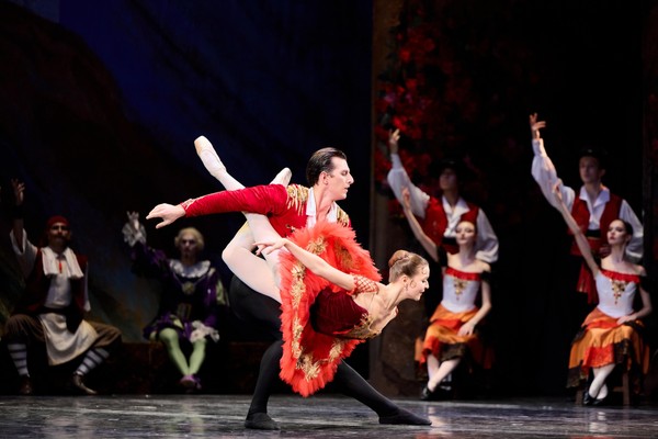 Спектакль «Тысяча и одна ночь