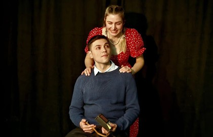 Свет сквозь пепел