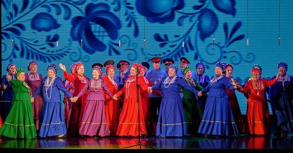 Отчетный концерт народного коллектива хора ветеранов «Если сердце от счастья поёт»