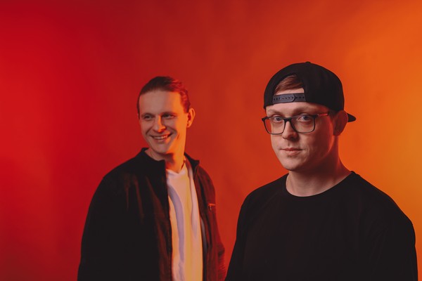 Группа «Три вторых»