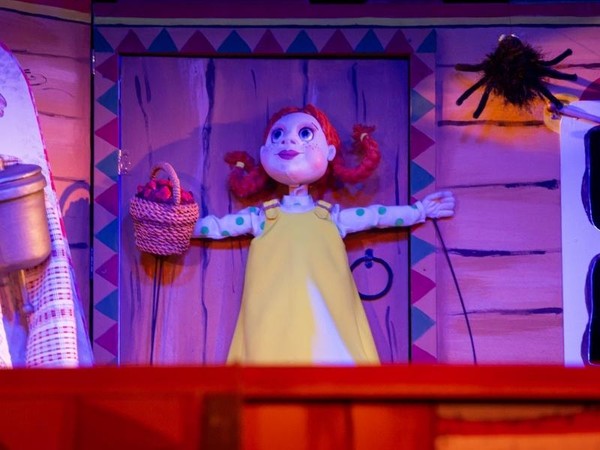 Спектакль «Маша и Медведь»