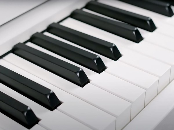 Сольный концерт Ксении Сухановой и Амалии Садыковой