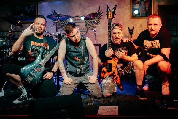 Pantera-шоу от Warhands