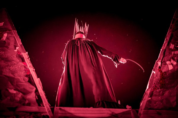 Спектакль «Когда любишь»