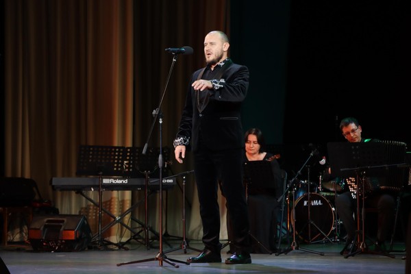 Моноспектакль «На безымянной высоте»