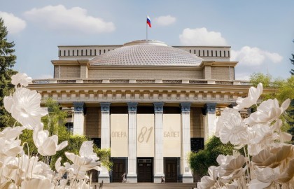 С Днём рождения, наш Театр Победы