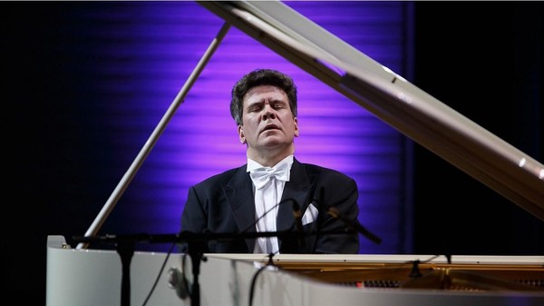 Денис Мацуев. Бисы от Генделя до Чайковского