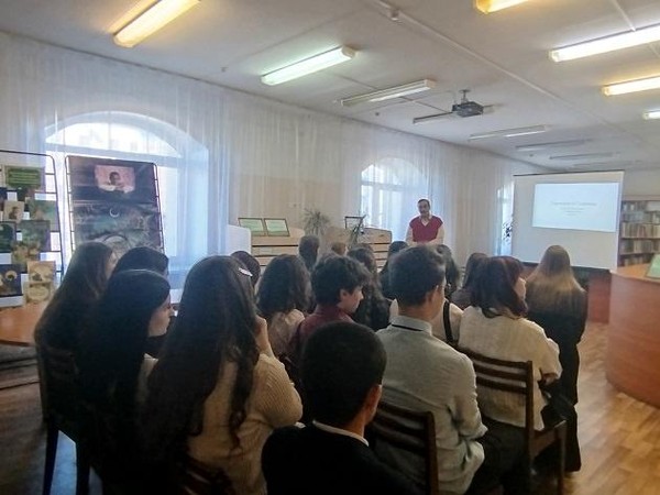 Литературный час «Приглашение в Книгоград»