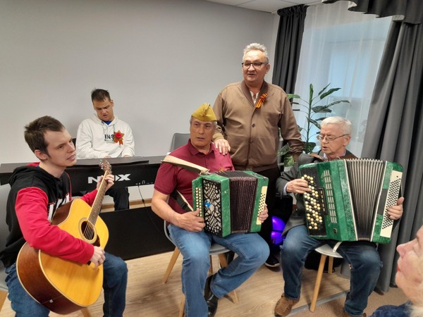 Великая Отечественная в стихах и песнях