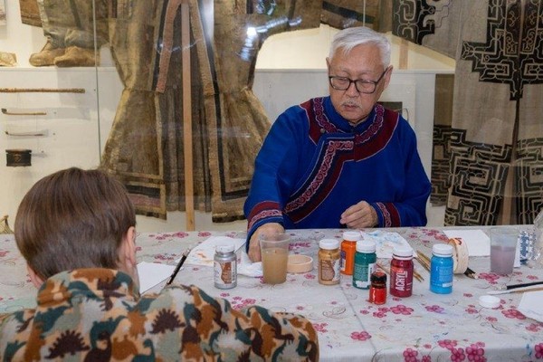 Мастер-класс «Орнамент в рамке»