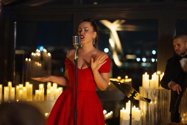 Магия свечей. Эми Уайнхаус. Джаз на крыше